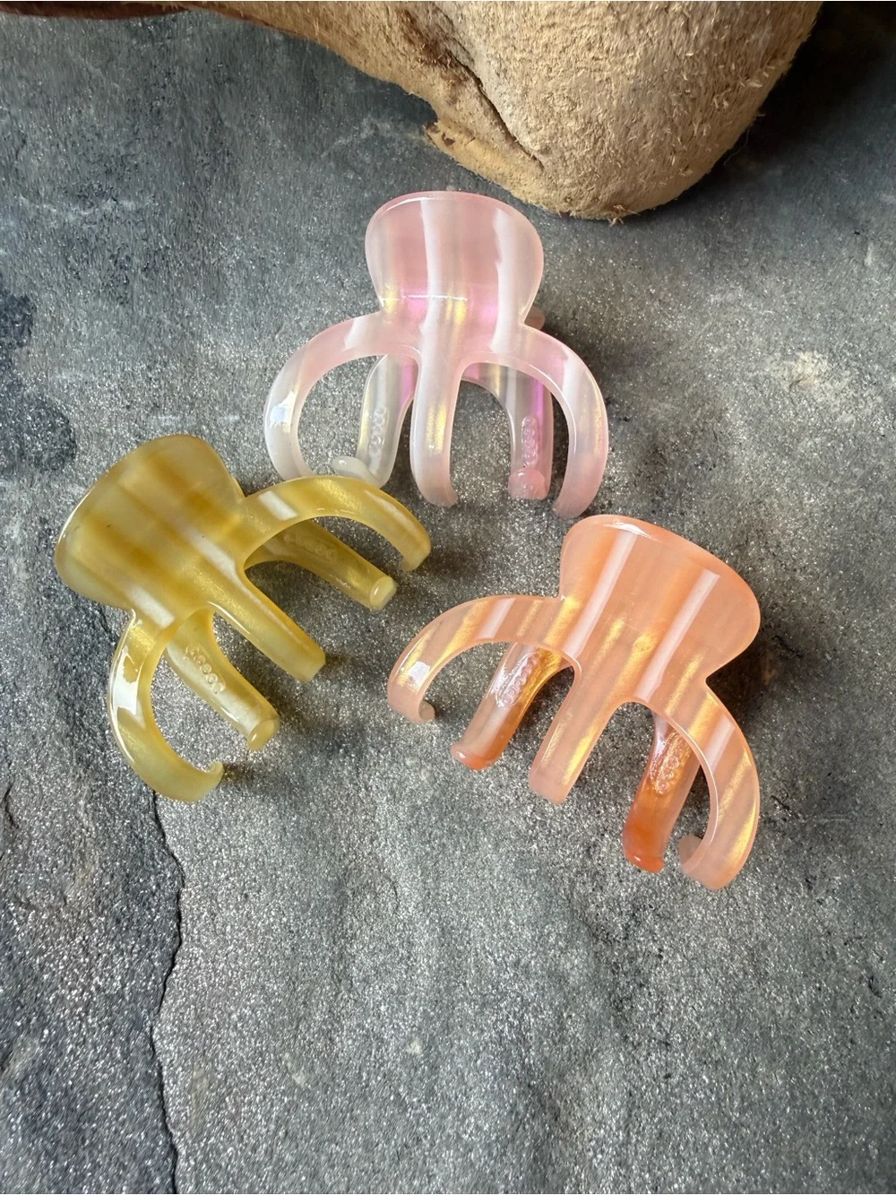 New🌟Anthropologie-Pastel Mini Hair Claw Set — Pink, Peach, Olive